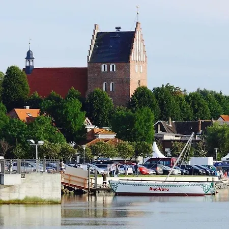 Lasse Comfortable Πλωτό κατάλυμα Heiligenhafen